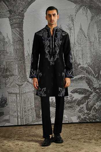 Asuka Abstract Metallic Pattern Kurta With Pant 