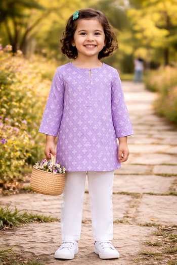 Pankhuri By Priyanka Geometric Print Kurta & Pant Set 