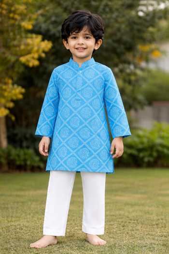 Pankhuri By Priyanka Bandhej Print Kurta Set 