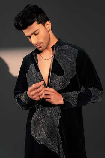 ROHIT DOSHI Silent Storm Embroidered Kurta 