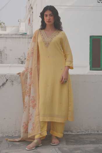Karaj Jaipur Neckline Embroidered Kurta Set 