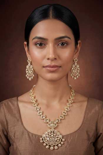 Zevar By Geeta Jadau Necklace & Earrings Set