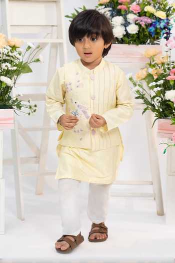 Kirti Agarwal - Pret N Couture Embroidered Bundi & Kurta Set 