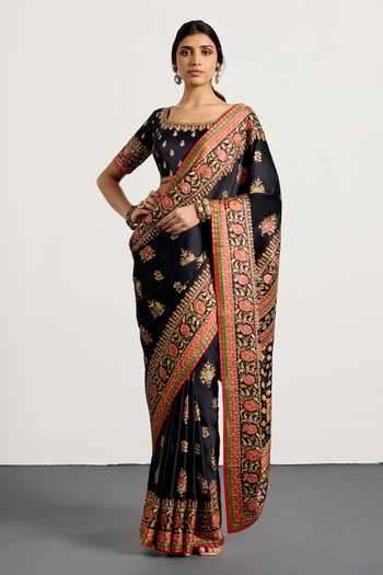 RI.Ritu Kumar Pushpavan Floral Print Saree With Unstiched Blouse Piece 