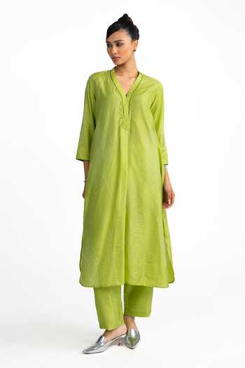 Naina Jain Bandhani Maze Kurta & Pant Set 