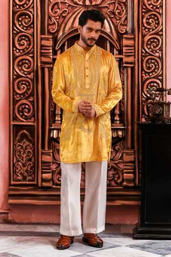 Yajy By Aditya Jain Agniborsho Embroidered Velvet Kurta & Pant Set 