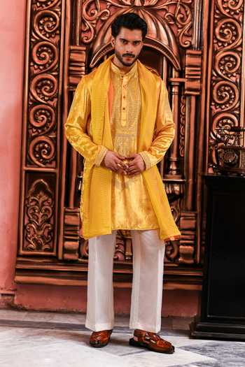 Yajy By Aditya Jain Agniborsho Embroidered Velvet Kurta Set 