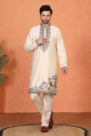 Aham-Vayam Embroidered Cotton Silk Kurta Set 