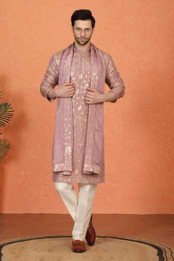 Aham-Vayam Embroidered Kurta Set 
