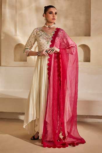 Anu Pellakuru Embroidered Anarkali With Gulaabi Dupatta 