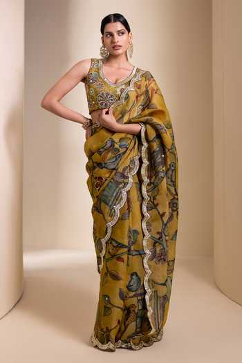 Aamra By Lavanya Hand Embroidered Saree With Blouse 