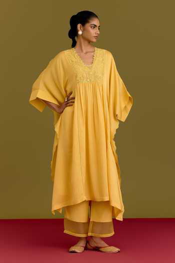 Devnaagri Embroidered Yoke Kaftan Set 