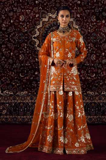 Lashkaraa Sequin Embroidered Kurta Set 