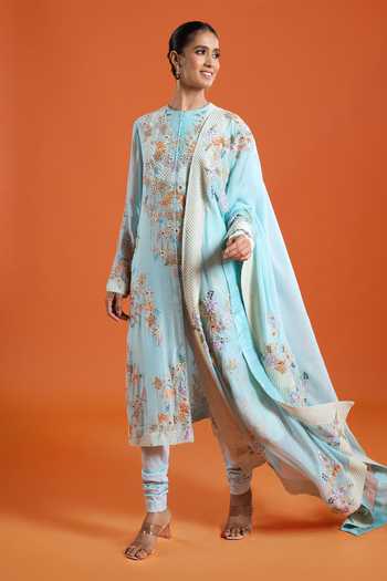 Anamika Khanna Embroidered Kurta Set 