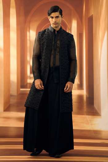 Vivek Karunakaran Noir Jasmine Strand Open Sherwani