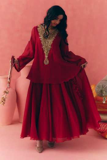 Mirasa Chandbali Peplum Top & Skirt Set