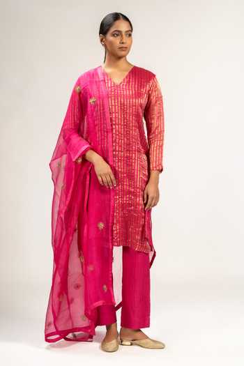KAJAL AGRAWAL Handwoven Striped Chanderi Silk Kurta Set 