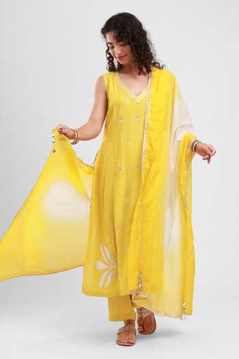 Kyra By Bhavna Zinnia Chanderi Kurta Set 