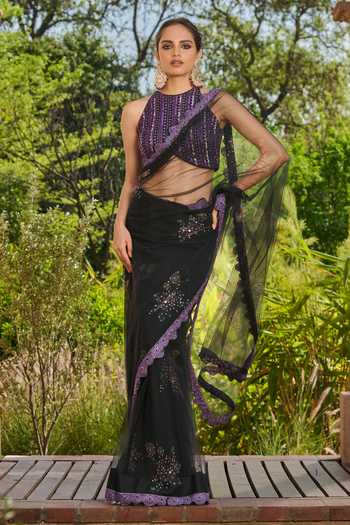 RINESSA Printed Embellished Saree With Blouse 