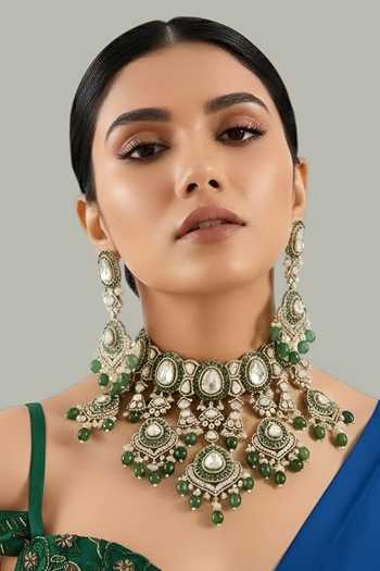 Auraa Trends Green Kundan Choker Necklace Set