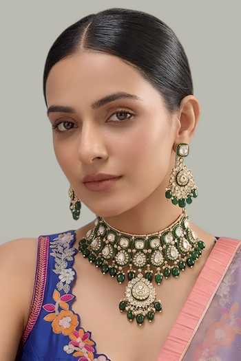 Auraa Trends Green Kundan Choker Necklace Set 