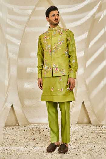 Sarab Khanijou Tota Phool Nehru Jacket & Kurta Set