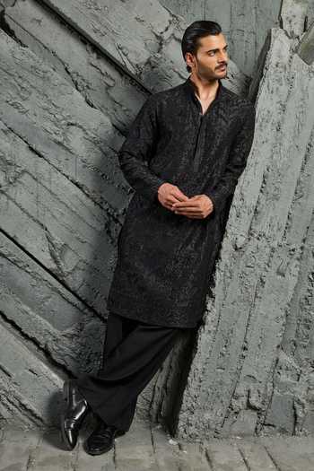 Sarab Khanijou Sham Embroidered Kurta Set