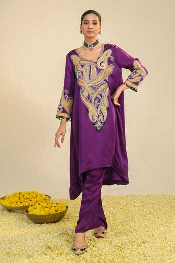 Roohbyridhimaa Paisley Asar Embroidered Kurta & Pant Set 