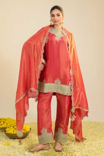 Roohbyridhimaa Red Divine Tissue Kurta Set 