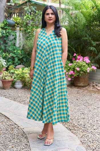 Vaaya Handwoven Cotton Checked Sleeveless Midi Dress 