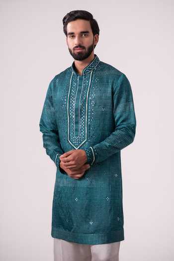Char Chaand Embroidered Linen Silk Kurta 