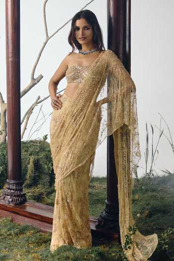 House of Arshiyaa Embellished Chantilly Lace Pre-Draped Saree Set 