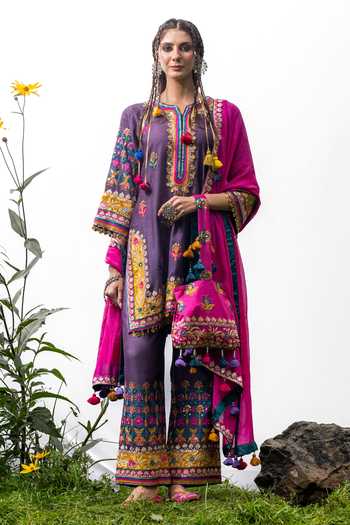 Studio Rang by Swati Gojri Gul Embroidered Kurta Set 