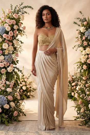 Devkalii Texture Pre-Draped Saree With Blouse 
