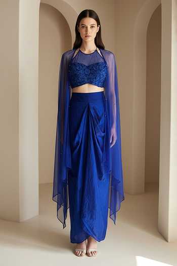 Basanti Kapde Aur Koffee Crushed Tissue Embroidered Cape Set