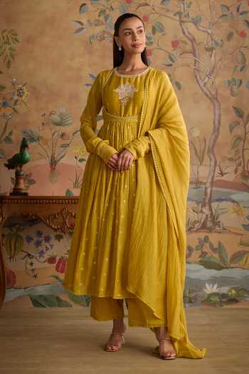 Kritika Dawar Evara Embroidered Anarkali Set 