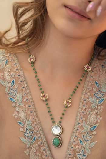 Do Taara Mint Polki Embellished Pendant Necklace 