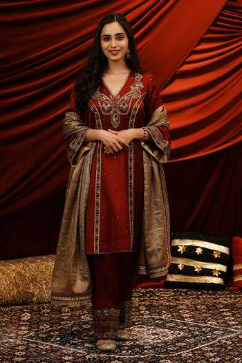 Nikunj By Niidhi Bajaj Nimrat Embroidered Silk Kurta Salwar Set 
