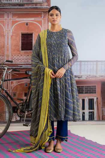 BAISE GABA Meherika Leheriya Print Kurta Set 
