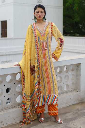 Aditi Gupta Stripe Print Kurta Set  