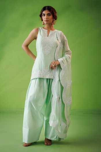 Kisakshi Jaipur Embroidered Kurta Set 