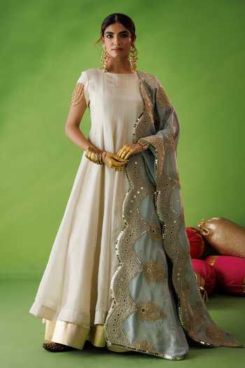Kisakshi Jaipur Embroidered Dupatta & Kurta Set 