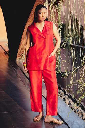 Kavya Singh Kundu Beetle Mulberry Silk Blazer & Pant Set 