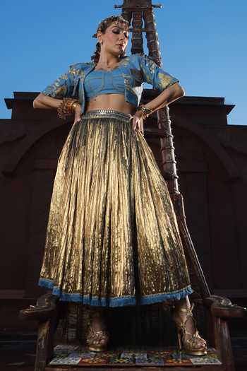ASHNA VASWANI Silk Jacquard Crushed Skirt Set 