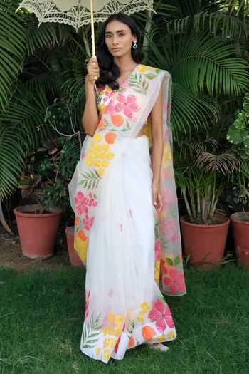 Meghstudio Ruhi Hand-Painted Saree & Blouse Set 