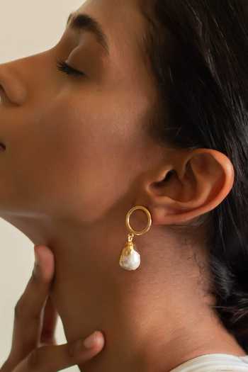 Dhwani Bansal Jewellery Luludrop Baroque Pearl Embellished Earrings 