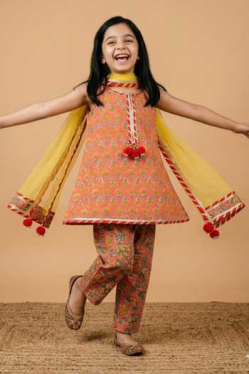 Byb Premium Floral Print Kurta Pyjama Set