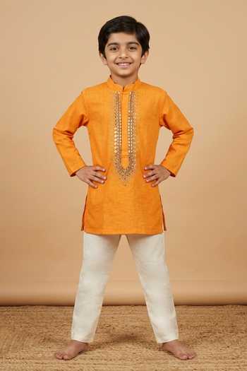 Byb Premium Linen Zardosi Embroidered Kurta With Pyjama 
