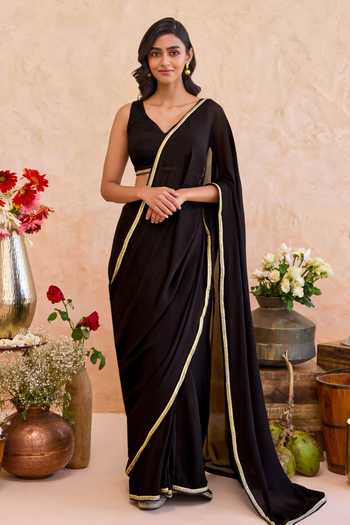 Taro Siyahi Border Embellished Pre-Draped Saree Set