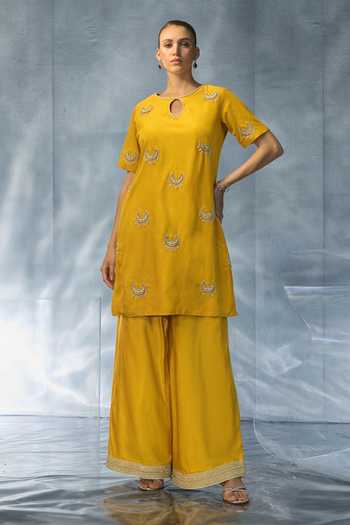 Kalighata Pret Silk Embroidered Kurta & Pant Set 